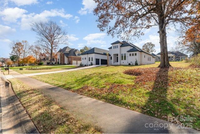 8306 Rolling Fields Road, Mint Hill, NC 28227