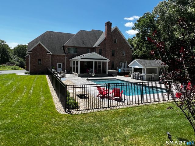 94 Lofgren Road, Avon, CT 06001