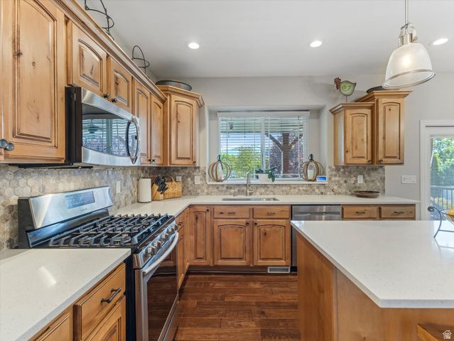 11309 S GREEN GRASS CT, South Jordan, UT 84095