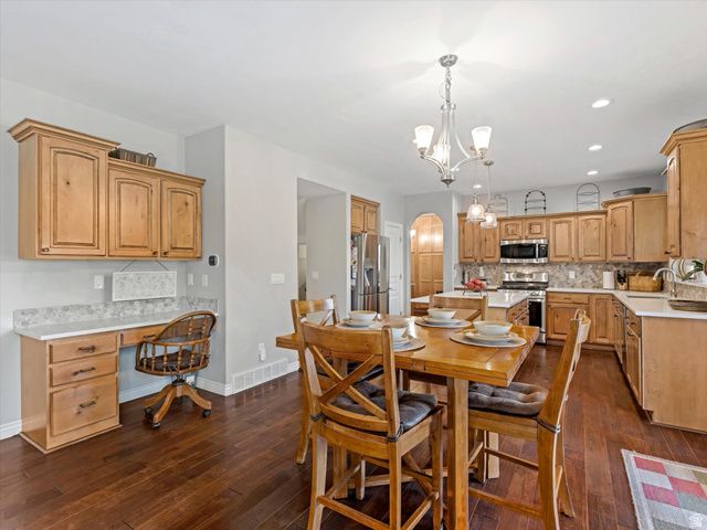 11309 S GREEN GRASS CT, South Jordan, UT 84095