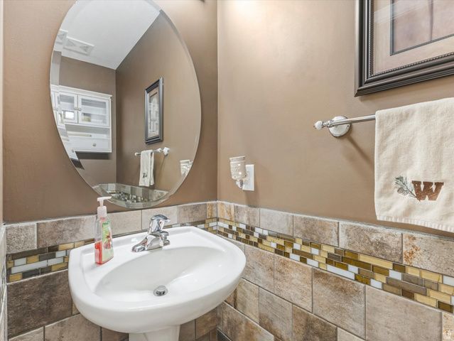 11309 S GREEN GRASS CT, South Jordan, UT 84095