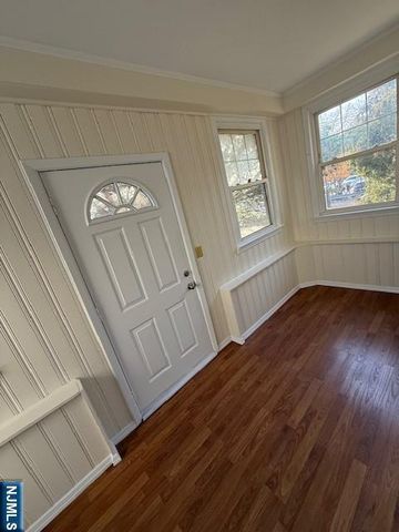 35 Chestnut Street, Tenafly, NJ 07670