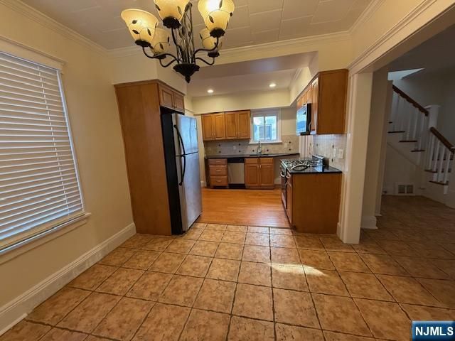 35 Chestnut Street, Tenafly, NJ 07670