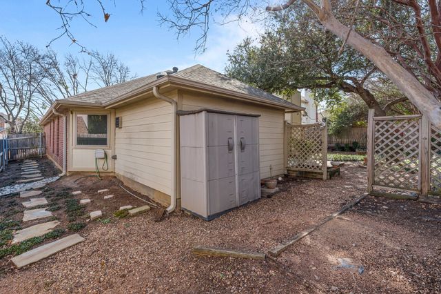 7909 Woodland Drive, North Richland Hills, TX 76182