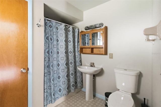 513 CALIFORNIA AVENUE, St Cloud, FL 34769