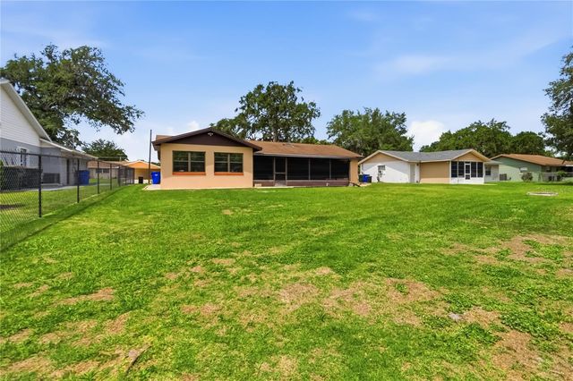 513 CALIFORNIA AVENUE, St Cloud, FL 34769