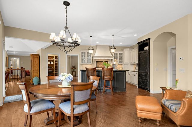 6801 Dakota Trail, Edina, MN 55439