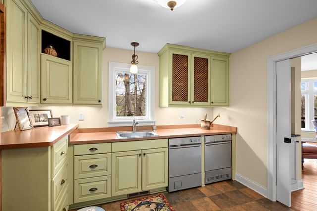 6801 Dakota Trail, Edina, MN 55439