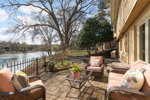 6801 Dakota Trail, Edina, MN 55439