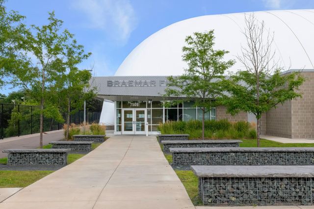 6801 Dakota Trail, Edina, MN 55439