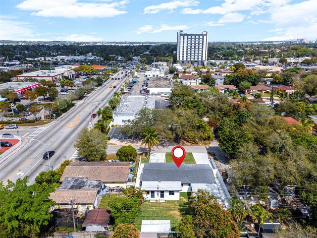 610 NE 164th Ter, Miami, FL 33162
