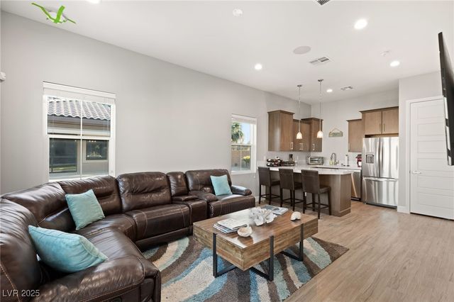 4160 West Ford Avenue, Las Vegas, NV 89139