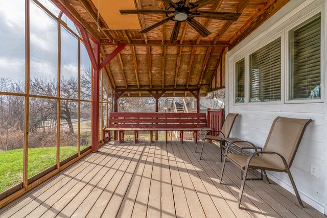 3215 Garfield Street, Clinton, IA 52732