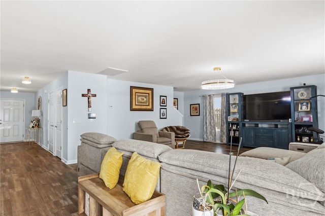 456 Stonebridge Circle, Savannah, GA 31419
