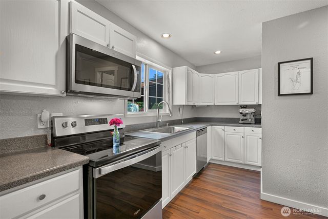 7530 Woodland Drive, Ferndale, WA 98248