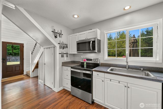 7530 Woodland Drive, Ferndale, WA 98248