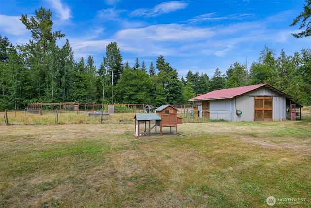 7530 Woodland Drive, Ferndale, WA 98248
