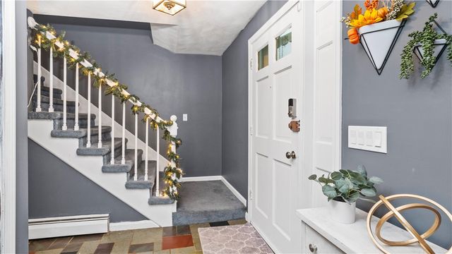 89 Wisteria Drive, Coventry, RI 02816