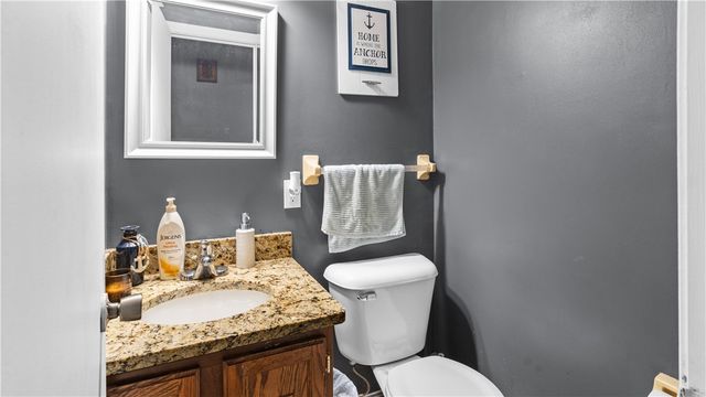 89 Wisteria Drive, Coventry, RI 02816