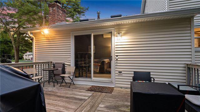 89 Wisteria Drive, Coventry, RI 02816
