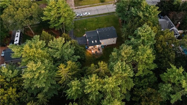 89 Wisteria Drive, Coventry, RI 02816