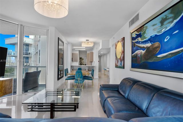 3030 NE 188th St 602, Aventura, FL 33180