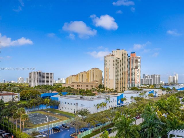 3030 NE 188th St 602, Aventura, FL 33180