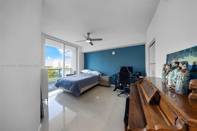 3030 NE 188th St 602, Aventura, FL 33180