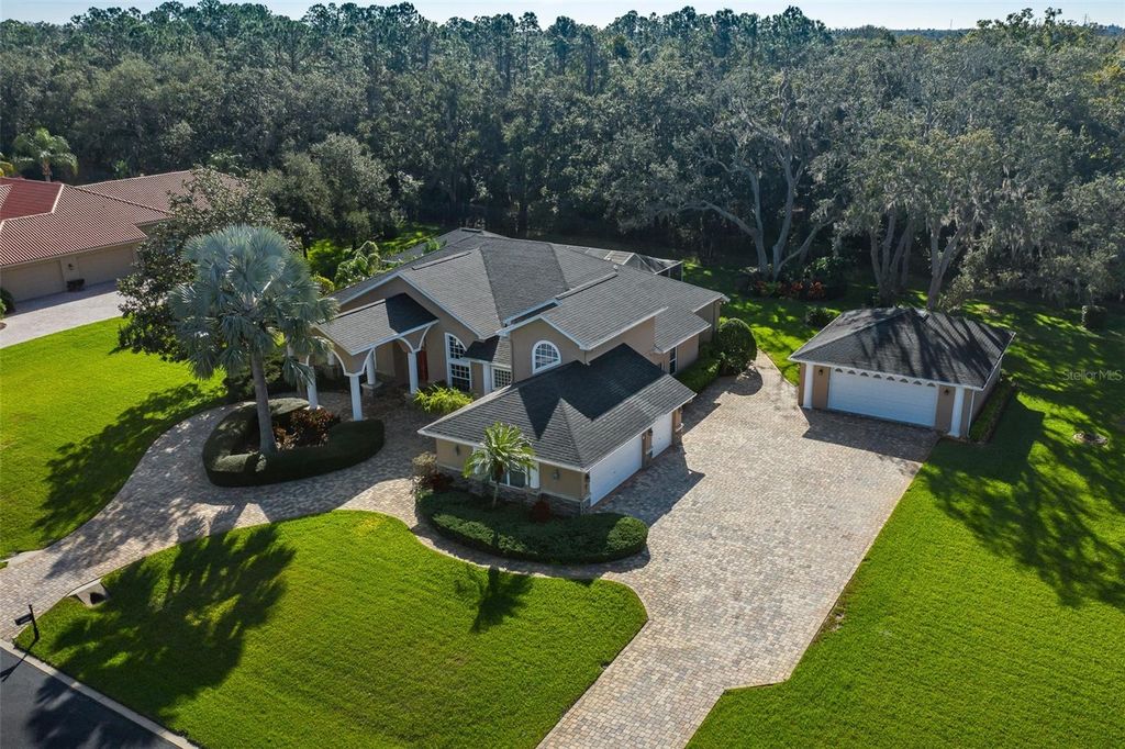 Image 7 of property listing at 1226 OAK MEADOW POINT, New Port Richey, FL 34655