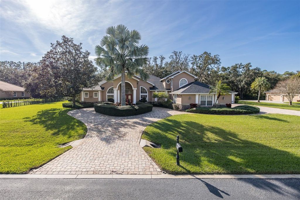 Image 87 of property listing at 1226 OAK MEADOW POINT, New Port Richey, FL 34655