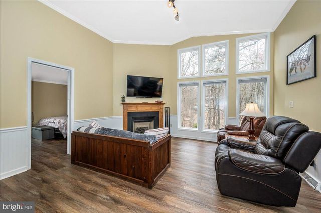 17 CANADA GOOSE LN, Hedgesville, WV 25427