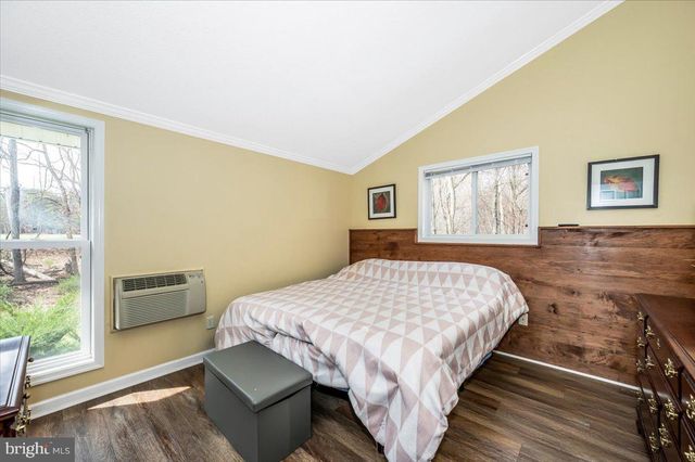 17 CANADA GOOSE LN, Hedgesville, WV 25427