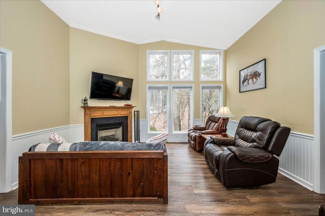 17 CANADA GOOSE LN, Hedgesville, WV 25427