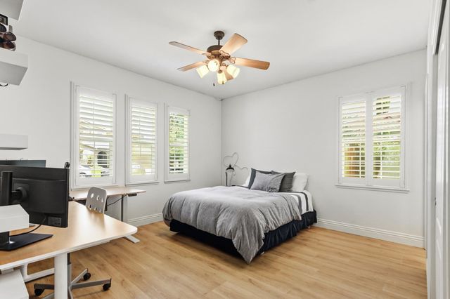 944 Station House Ln, Rocklin, CA 95765