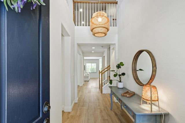 944 Station House Ln, Rocklin, CA 95765