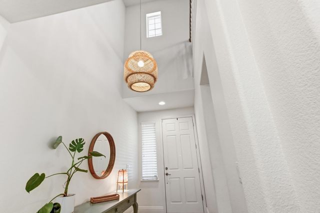 944 Station House Ln, Rocklin, CA 95765