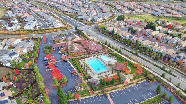 944 Station House Ln, Rocklin, CA 95765