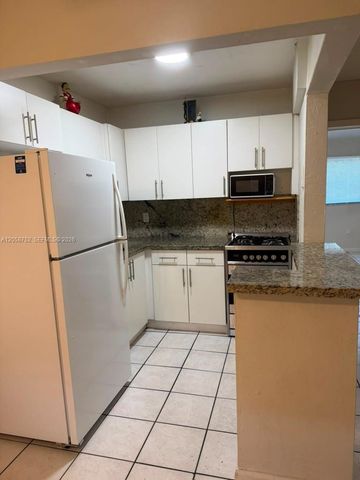 1330 W 54th St 221C, Hialeah, FL 33012