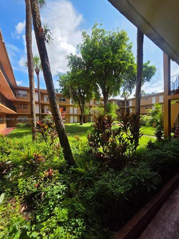 1330 W 54th St 221C, Hialeah, FL 33012