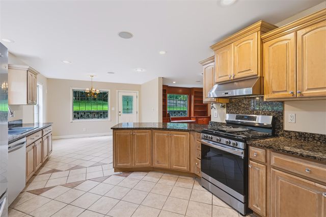 1761 Chevy Chase Boulevard, Kalamazoo, MI 49008