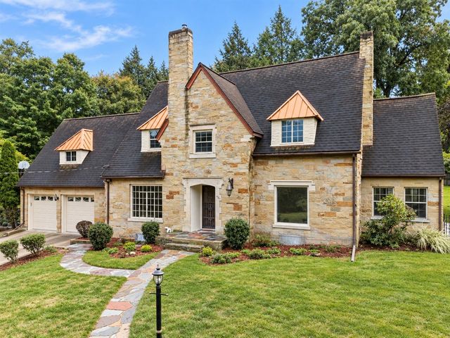 1761 Chevy Chase Boulevard, Kalamazoo, MI 49008