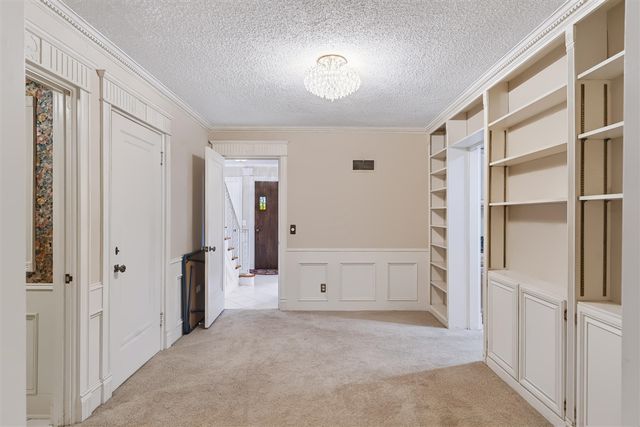 1761 Chevy Chase Boulevard, Kalamazoo, MI 49008