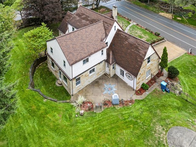 1761 Chevy Chase Boulevard, Kalamazoo, MI 49008