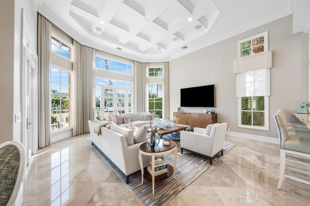 252 S Maya Palm Drive, Boca Raton, FL 33432