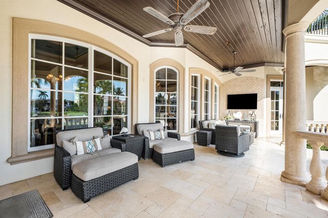 252 S Maya Palm Drive, Boca Raton, FL 33432