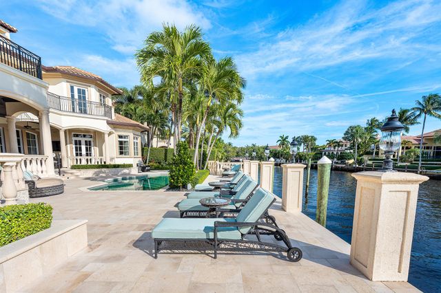 252 S Maya Palm Drive, Boca Raton, FL 33432