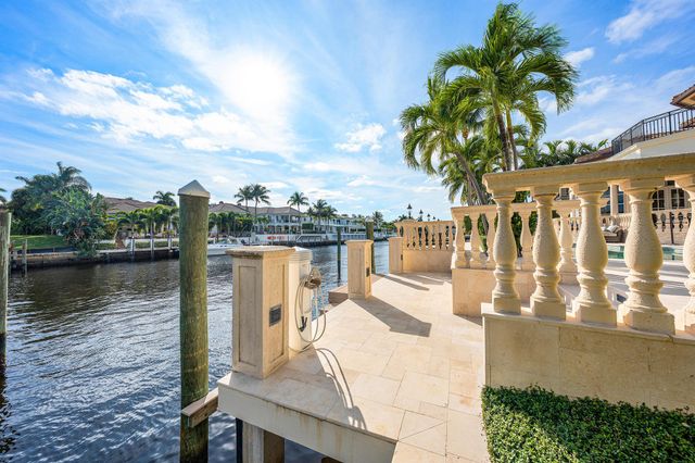 252 S Maya Palm Drive, Boca Raton, FL 33432