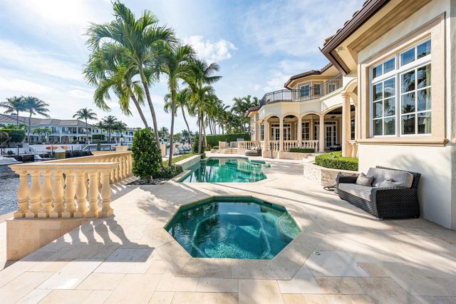 252 S Maya Palm Drive, Boca Raton, FL 33432