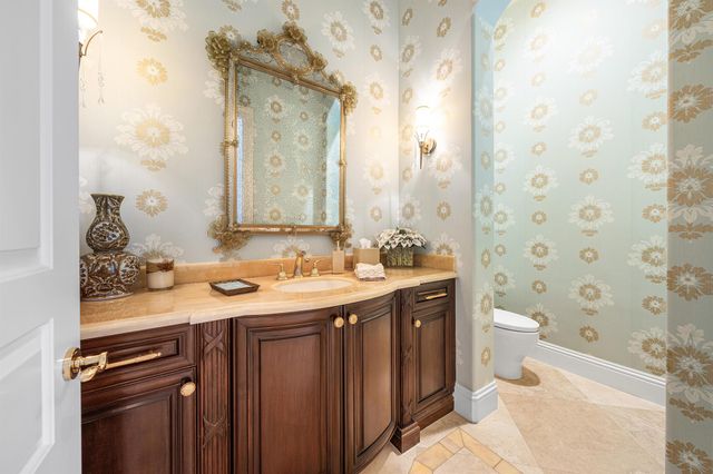 252 S Maya Palm Drive, Boca Raton, FL 33432