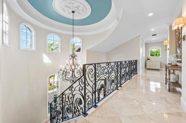 252 S Maya Palm Drive, Boca Raton, FL 33432